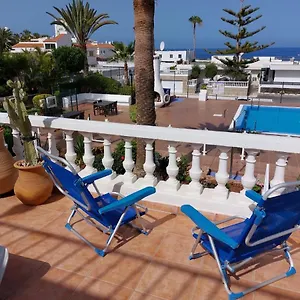 https://cosy-and-beautiful-apartment-with-heated-pool-in-the.in-canary-islands.com